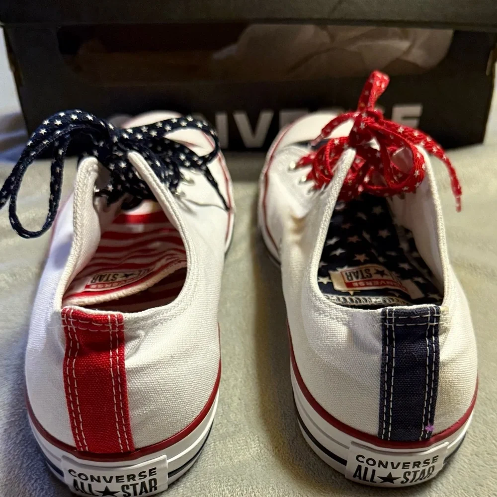 Converse ~ New In Box ~ Men’s Size 10 ~ Women’s Size 12 ~ Chuck Taylor All Star - Picture 6 of 16